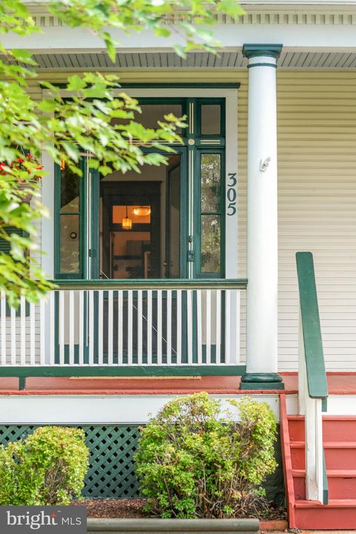 305 E MAIN STREET