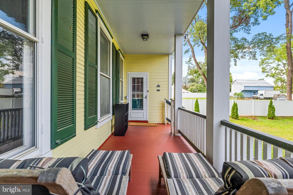 305 E MAIN STREET