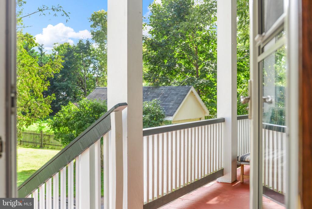 305 E MAIN STREET