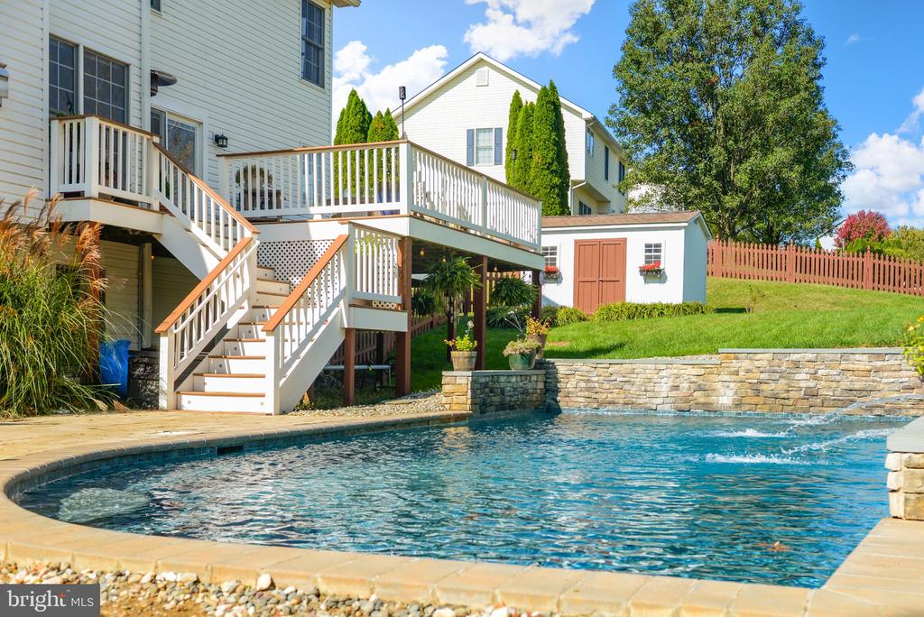 212 LAYLA DRIVE