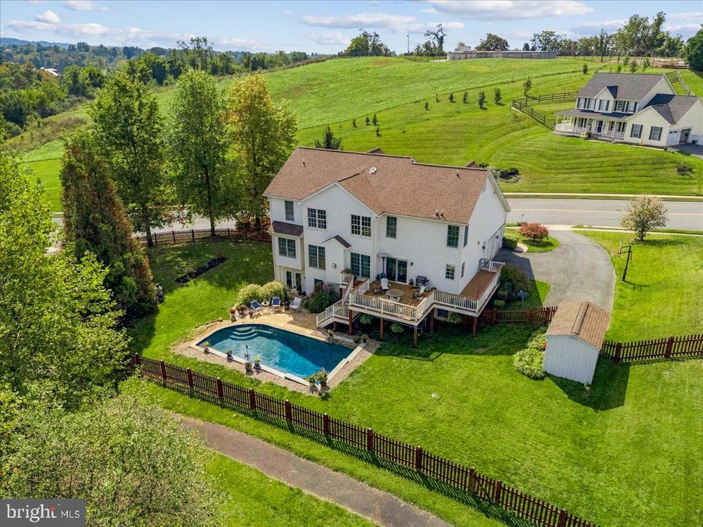 212 LAYLA DRIVE