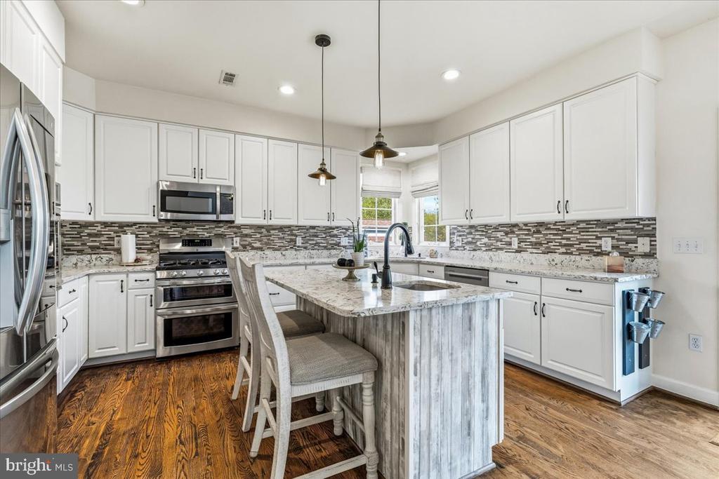 212 LAYLA DRIVE