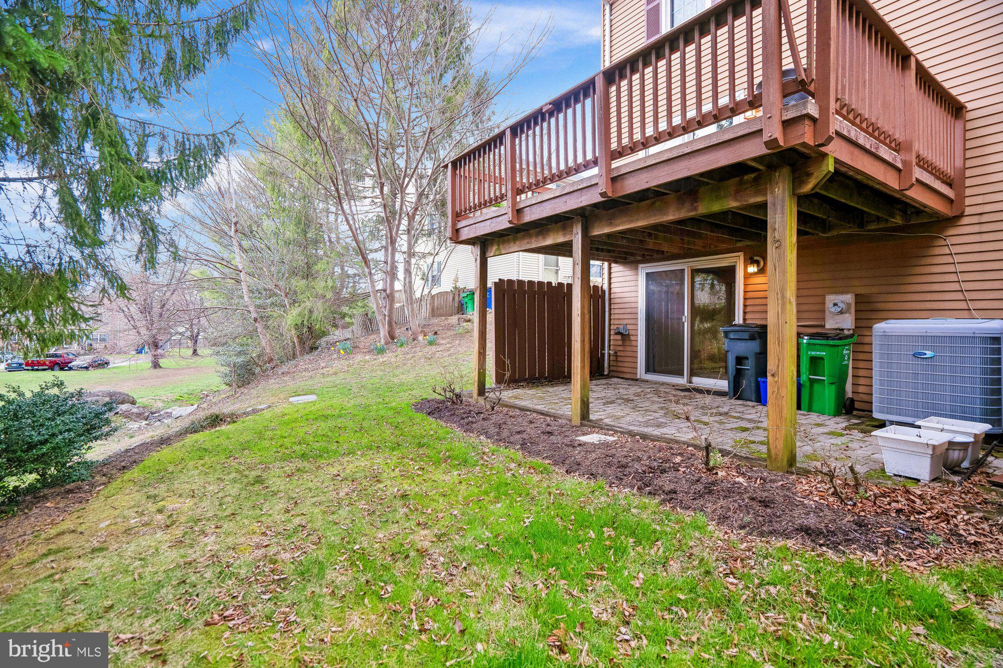 3549 SPLIT RAIL LANE