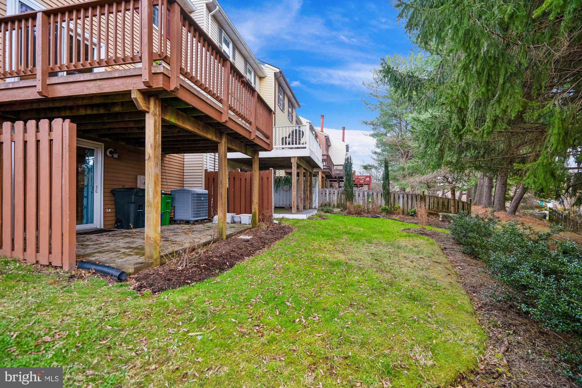 3549 SPLIT RAIL LANE