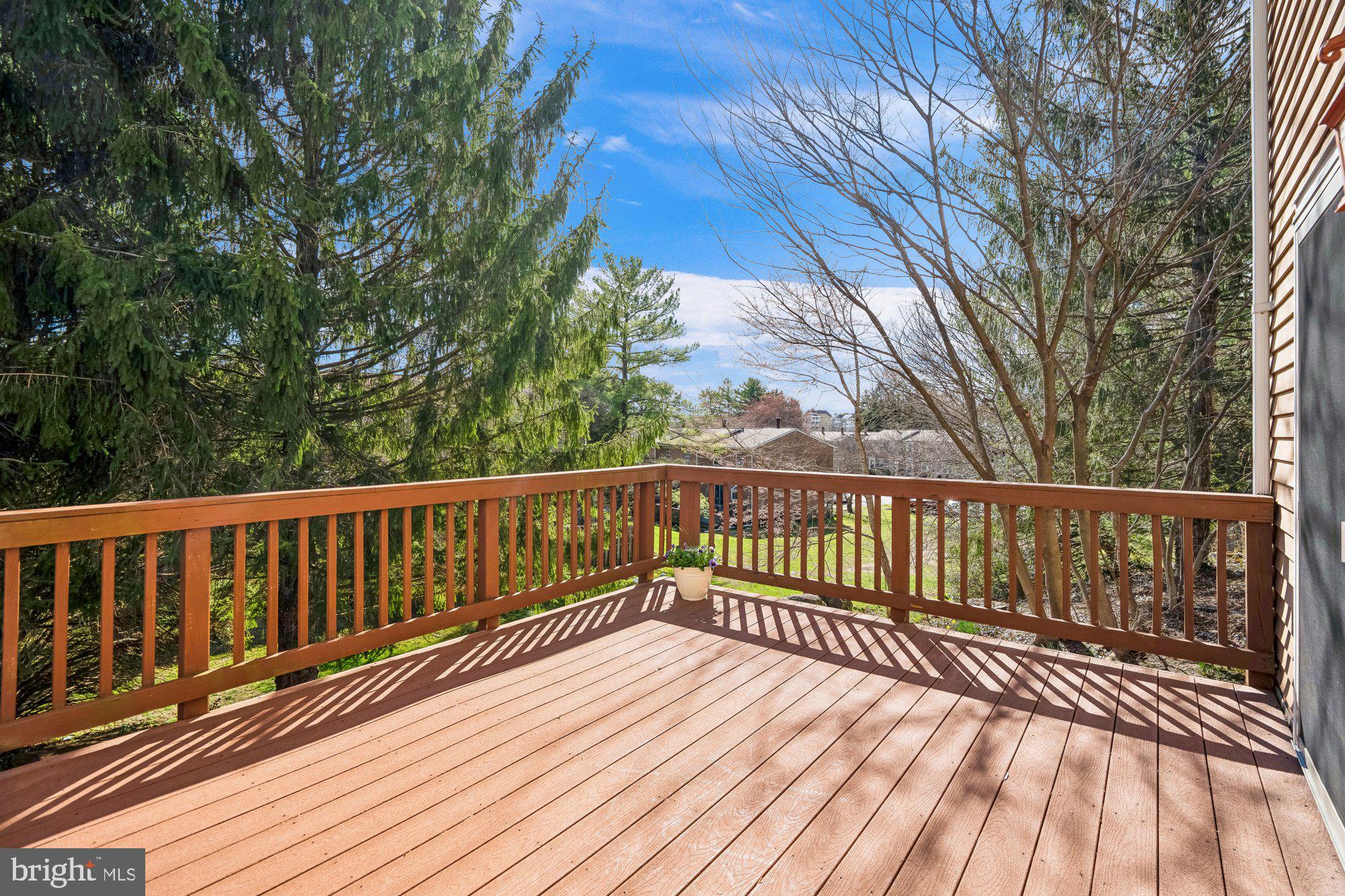 3549 SPLIT RAIL LANE