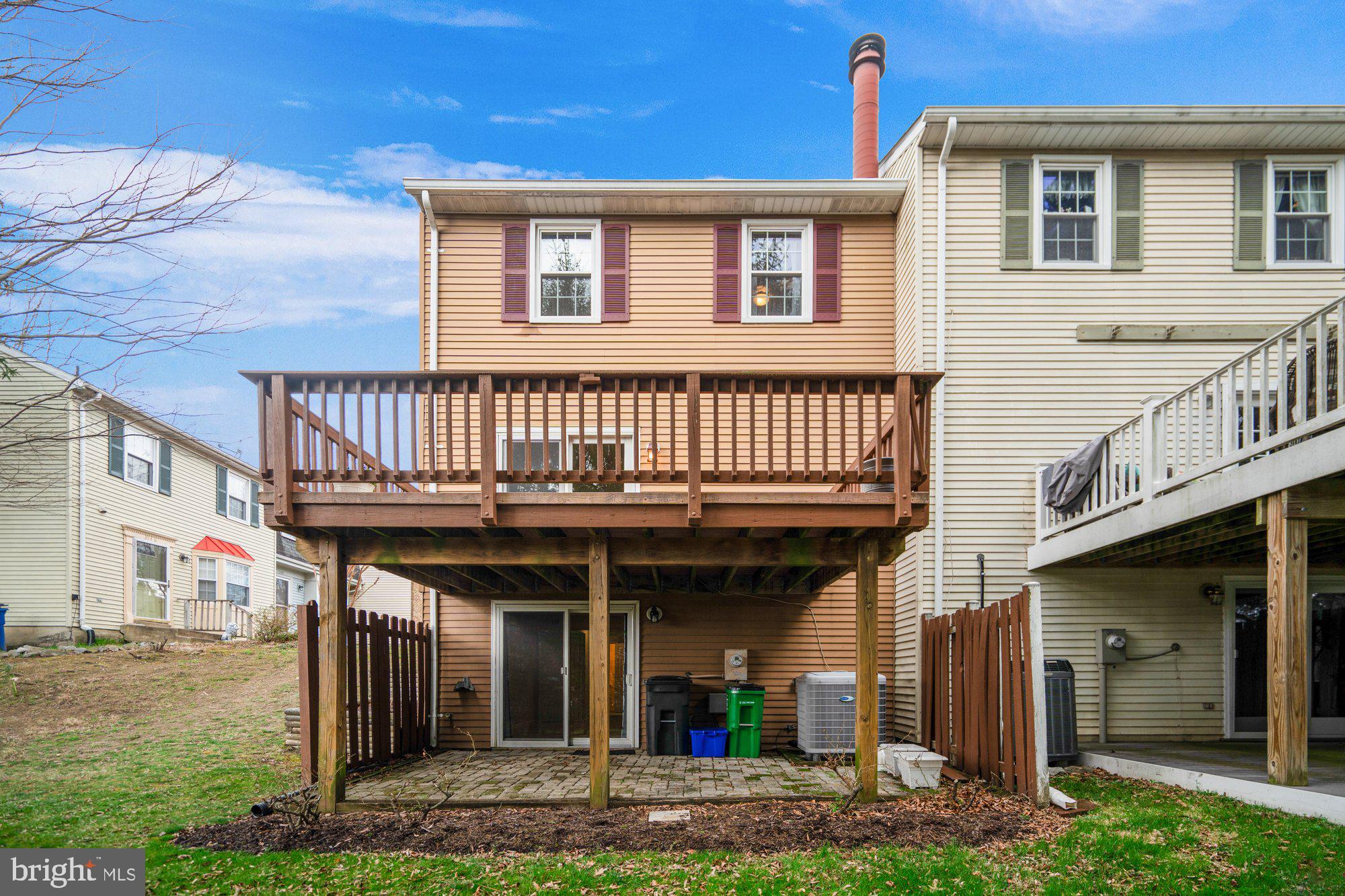 3549 SPLIT RAIL LANE