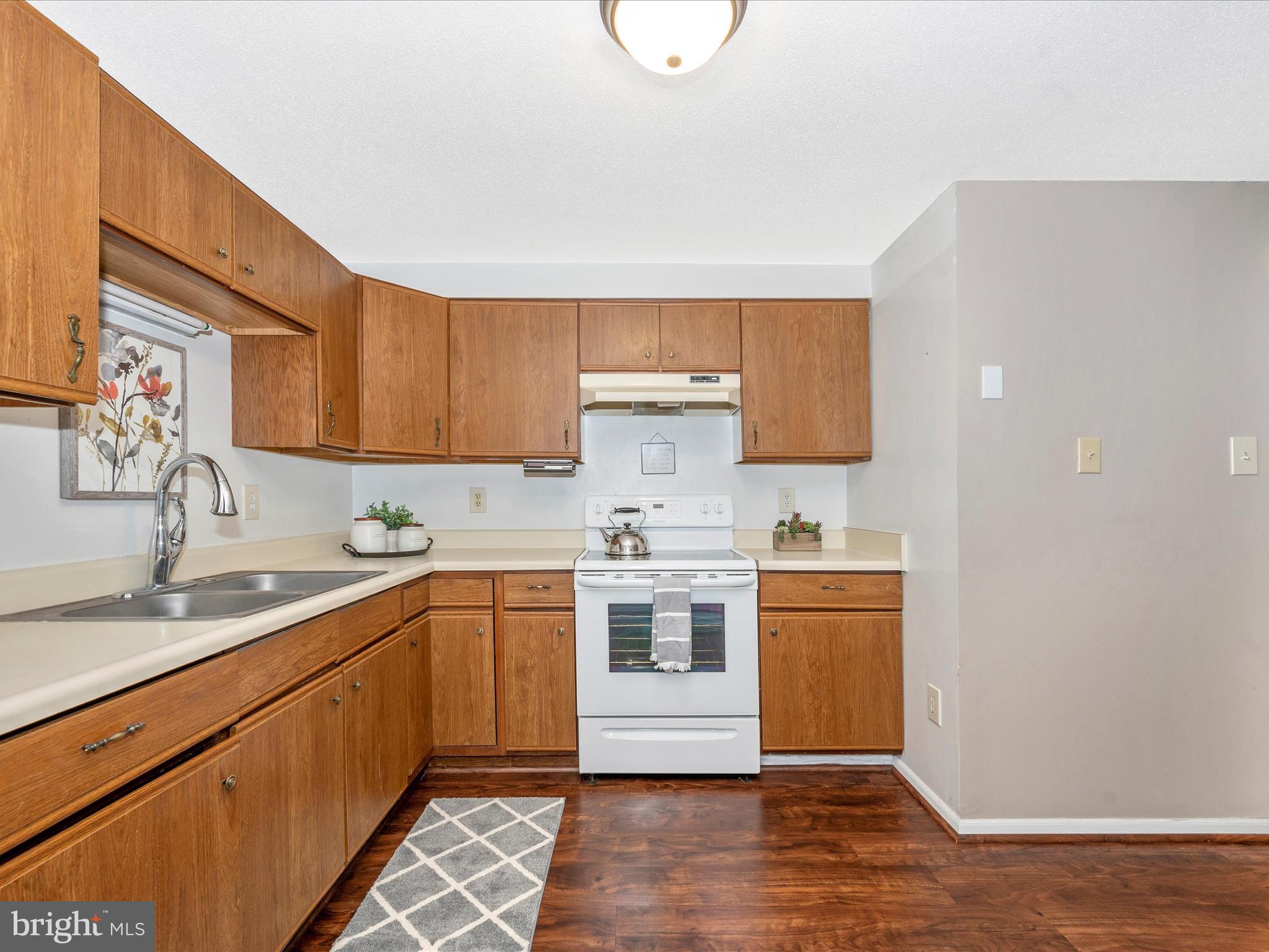 122 VALLEY VIEW COURT