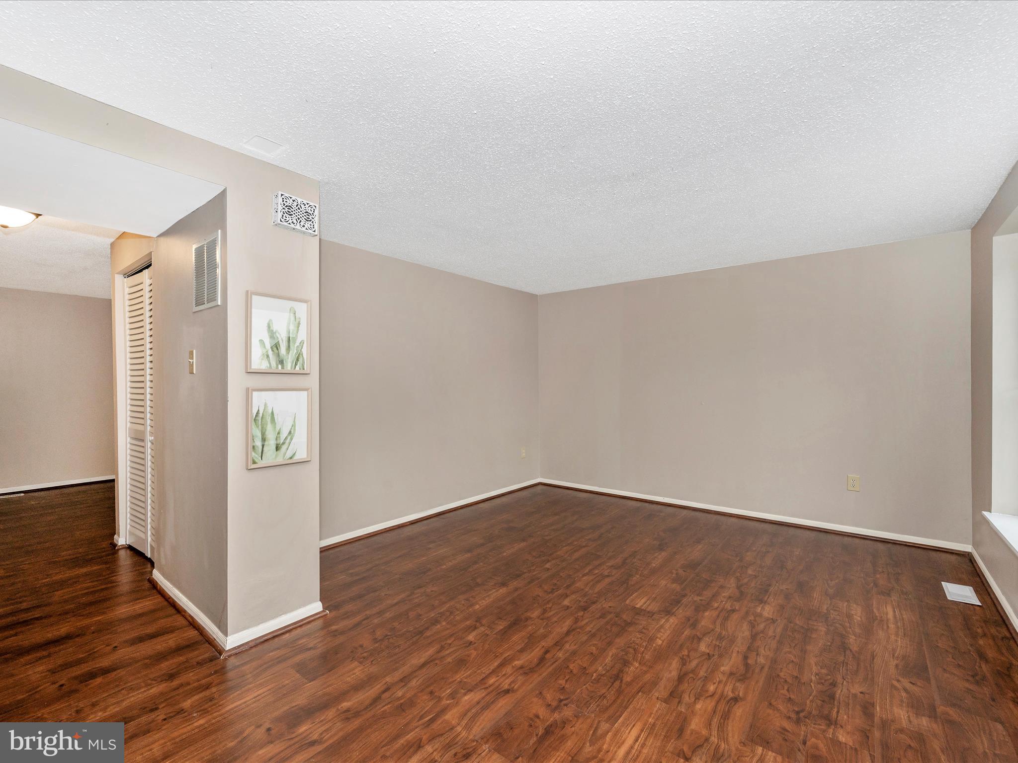 122 VALLEY VIEW COURT