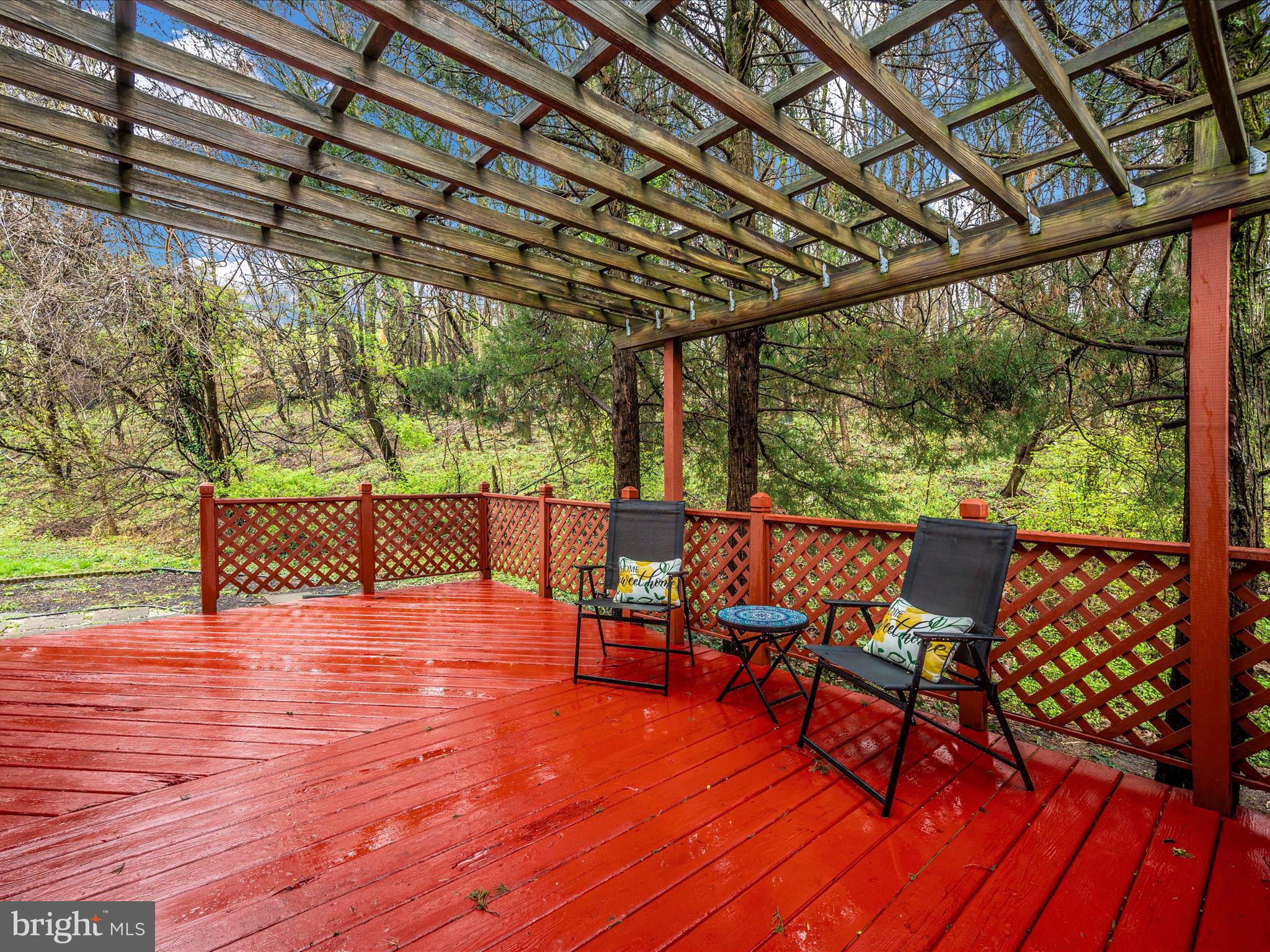 122 VALLEY VIEW COURT