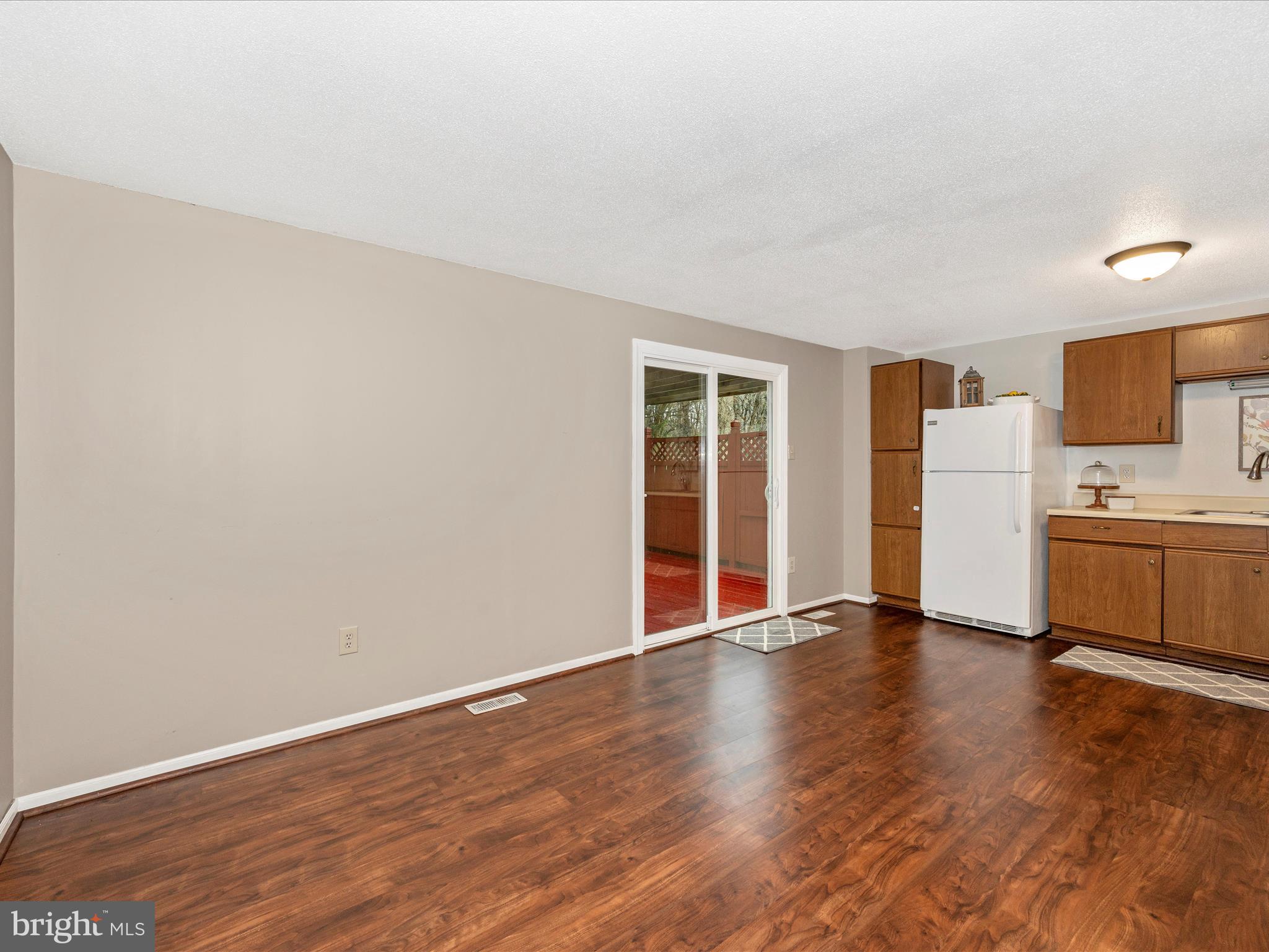 122 VALLEY VIEW COURT