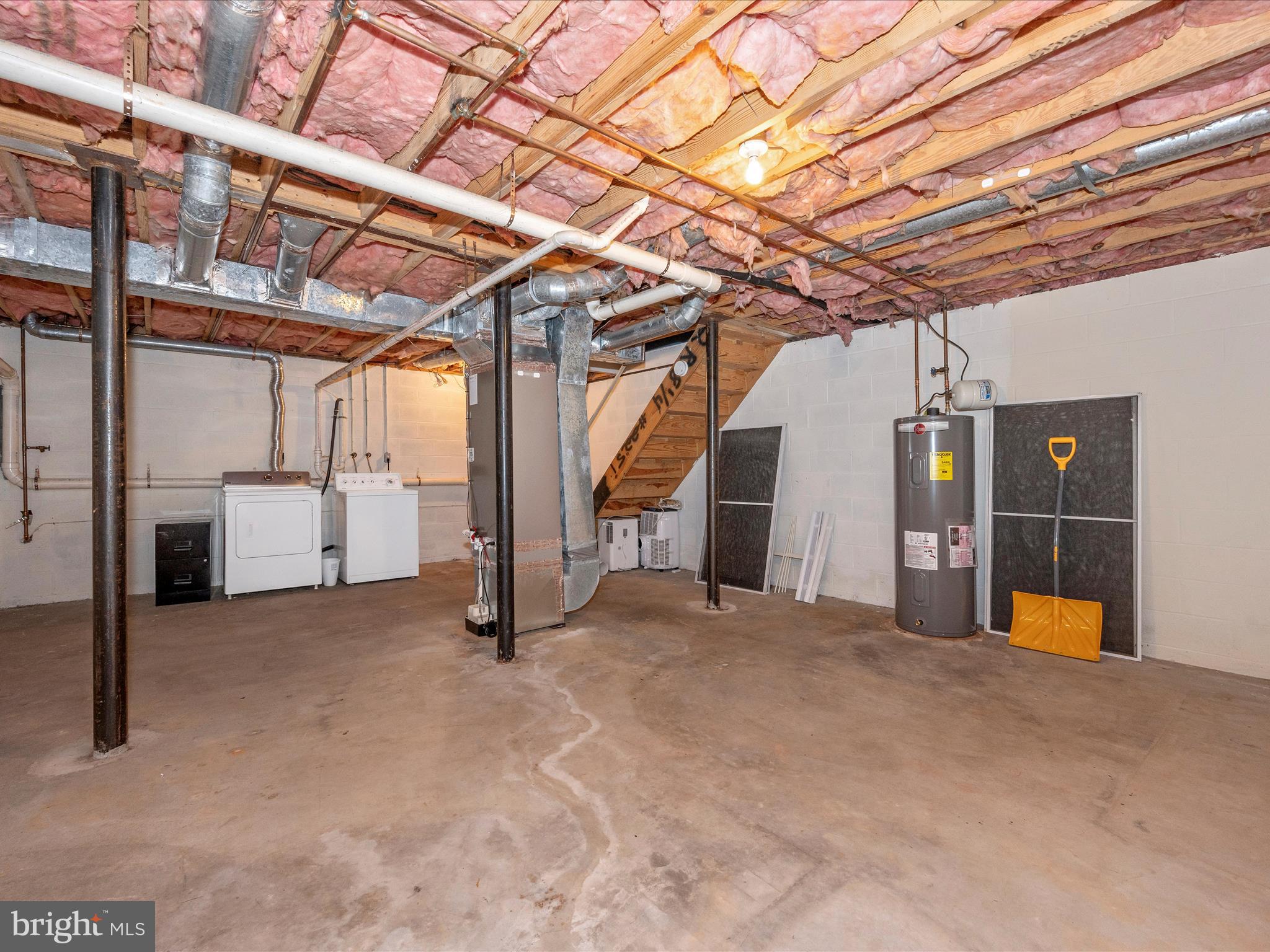 122 VALLEY VIEW COURT