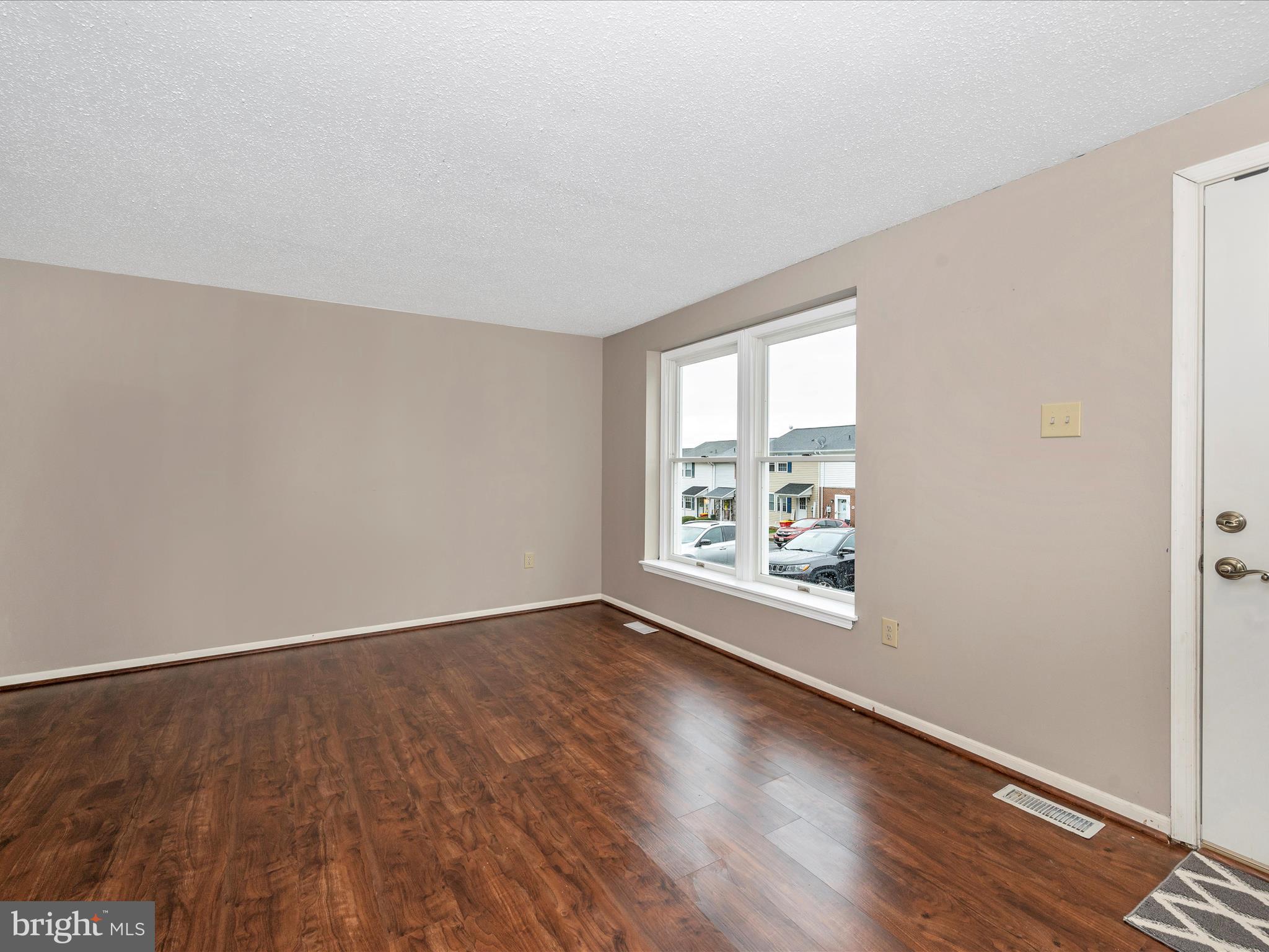 122 VALLEY VIEW COURT