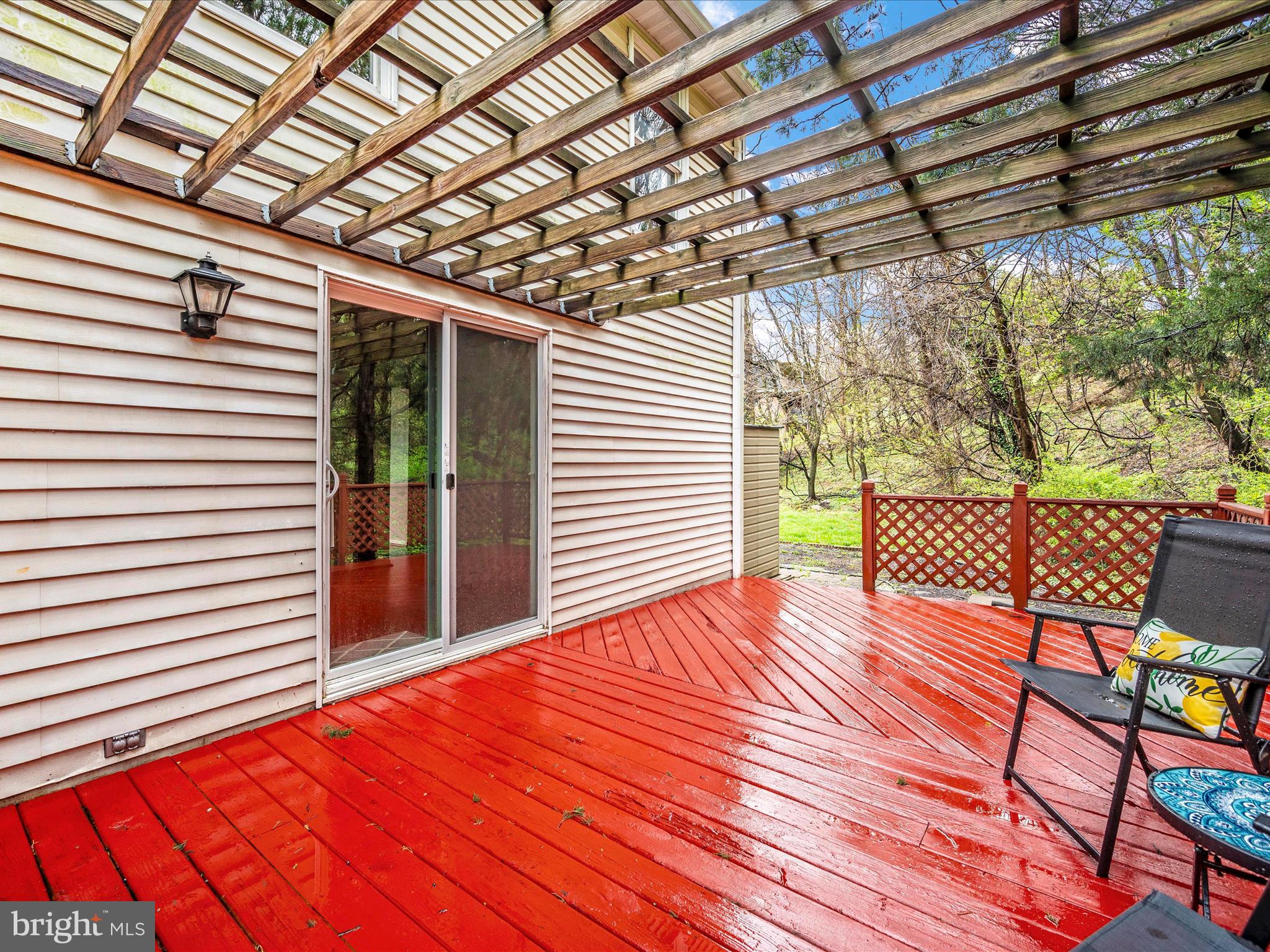 122 VALLEY VIEW COURT