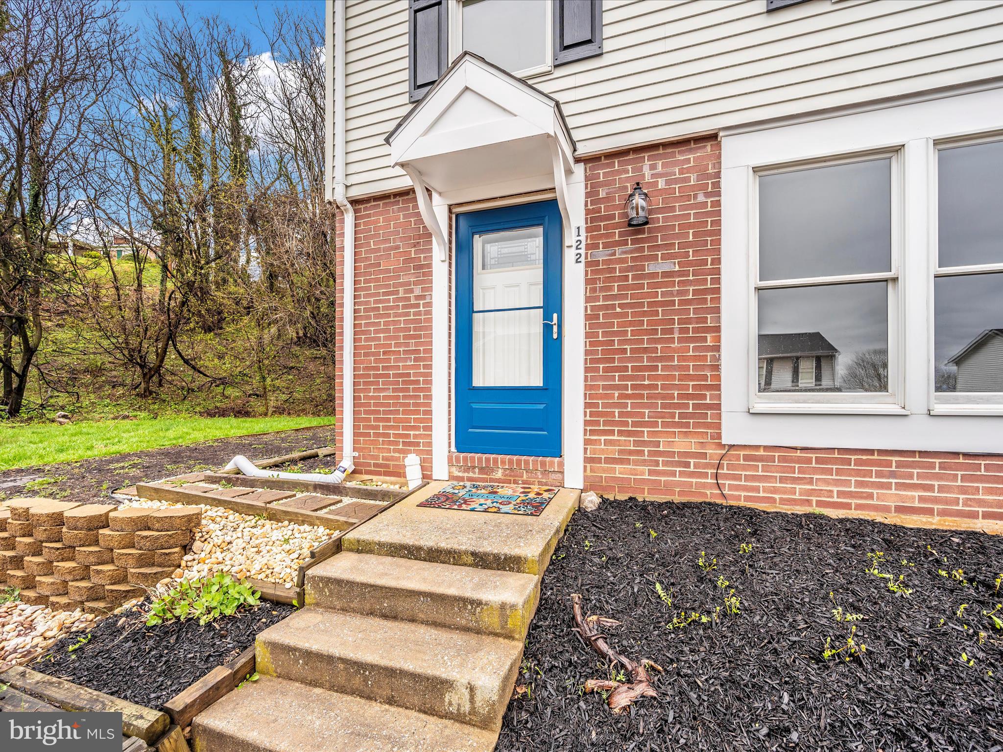 122 VALLEY VIEW COURT