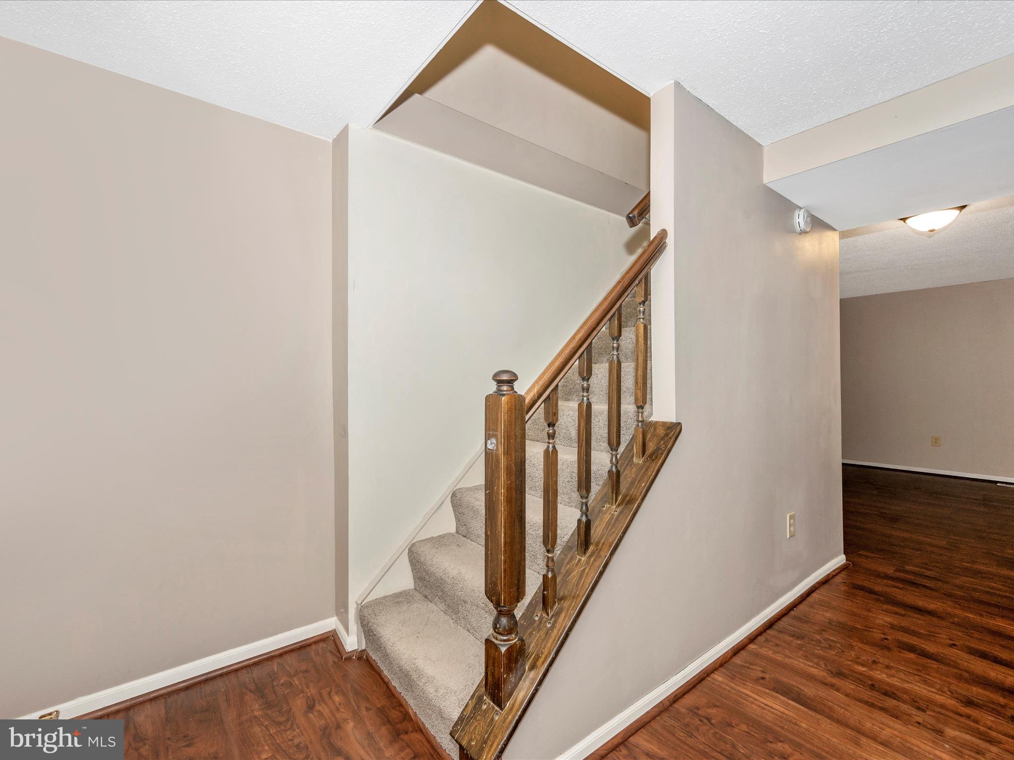 122 VALLEY VIEW COURT