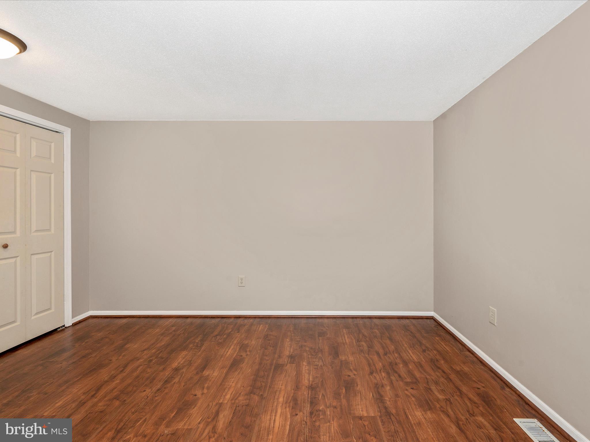122 VALLEY VIEW COURT