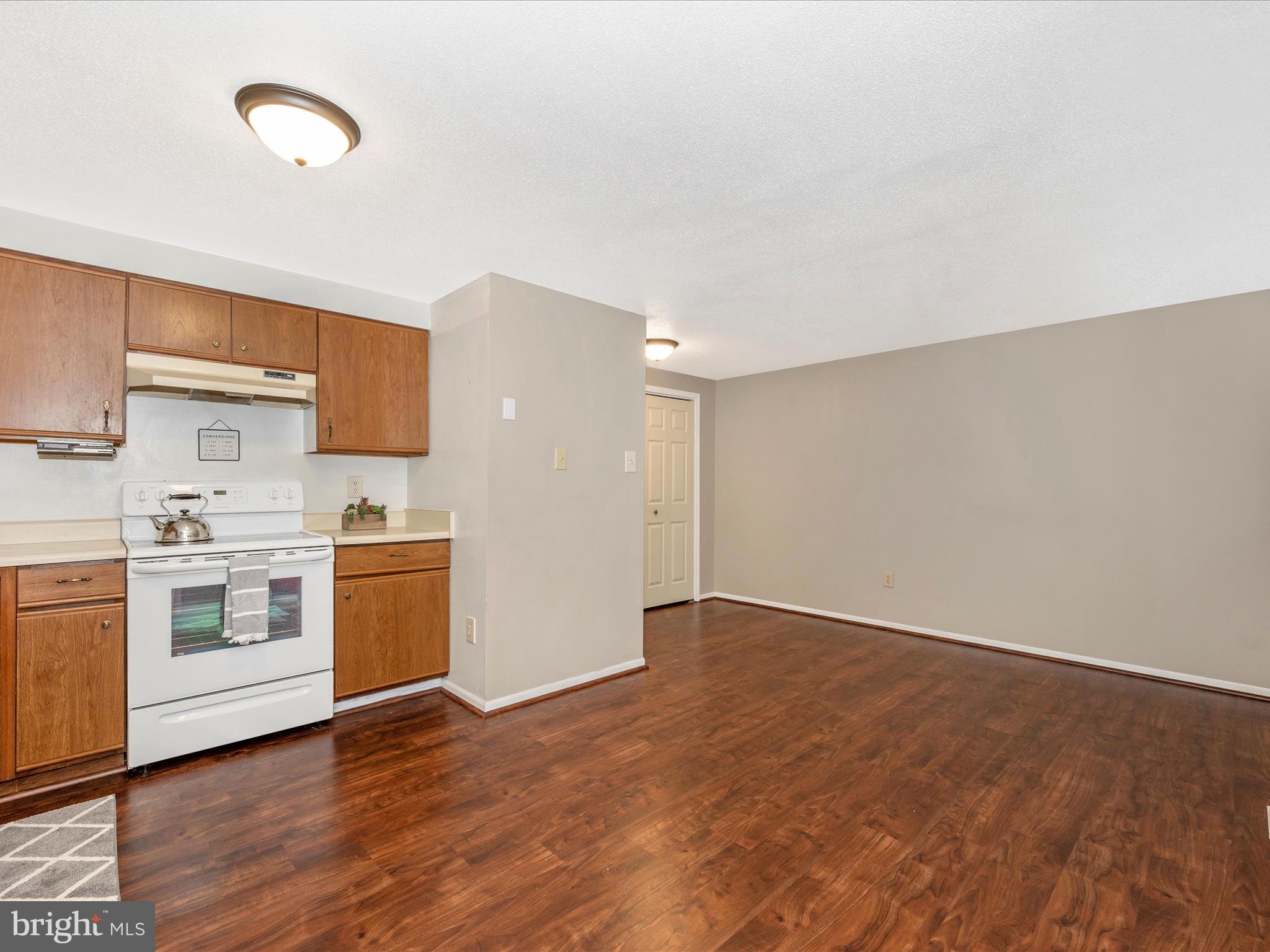 122 VALLEY VIEW COURT