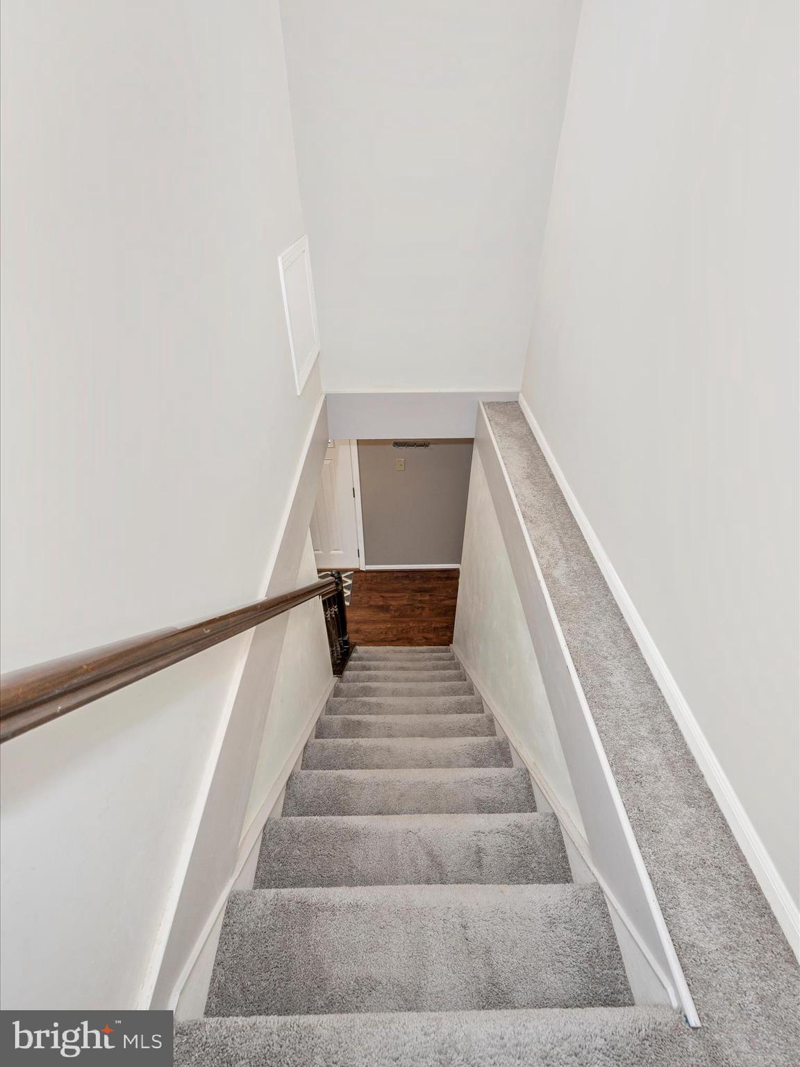 122 VALLEY VIEW COURT