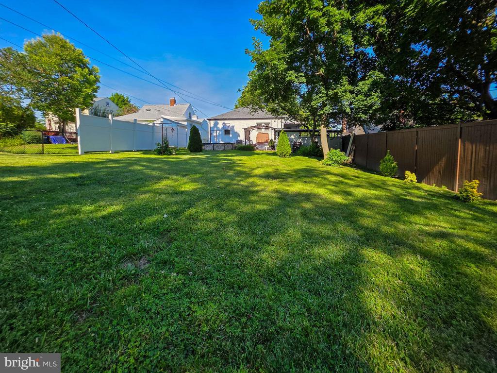 419 PANGBORN BOULEVARD