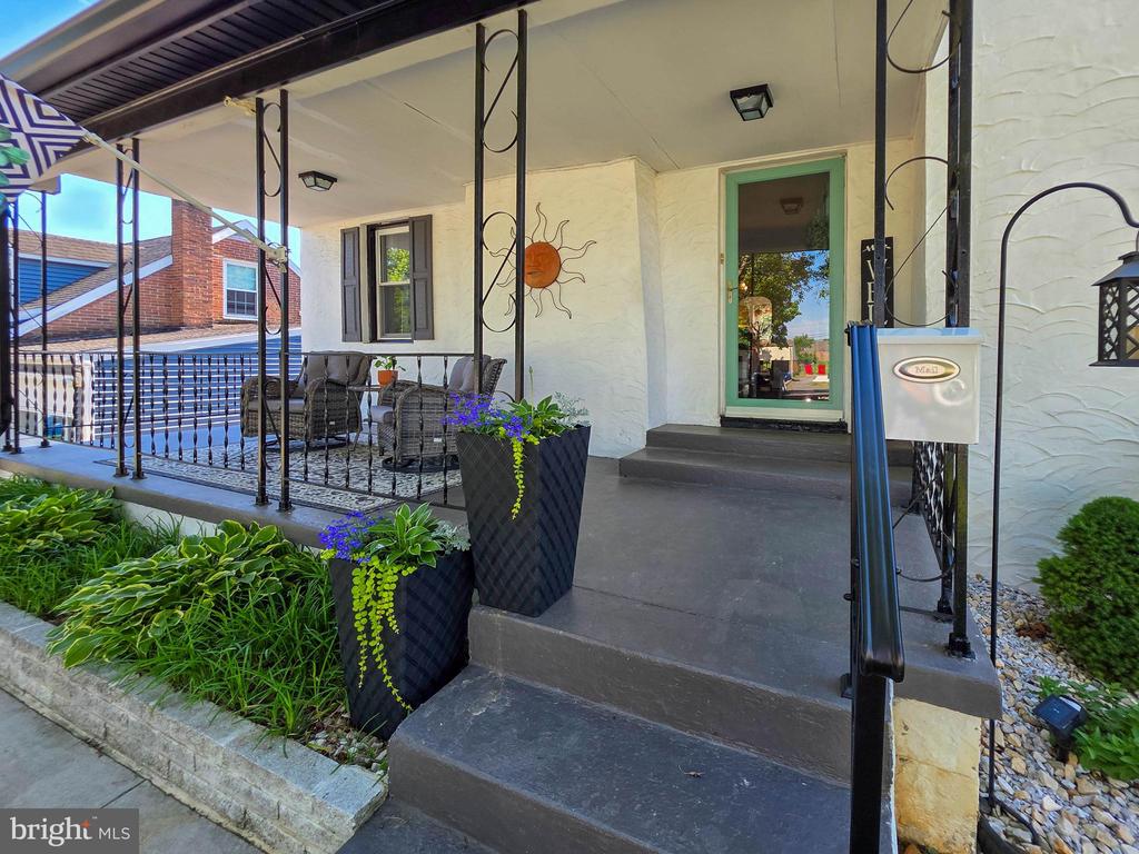 419 PANGBORN BOULEVARD