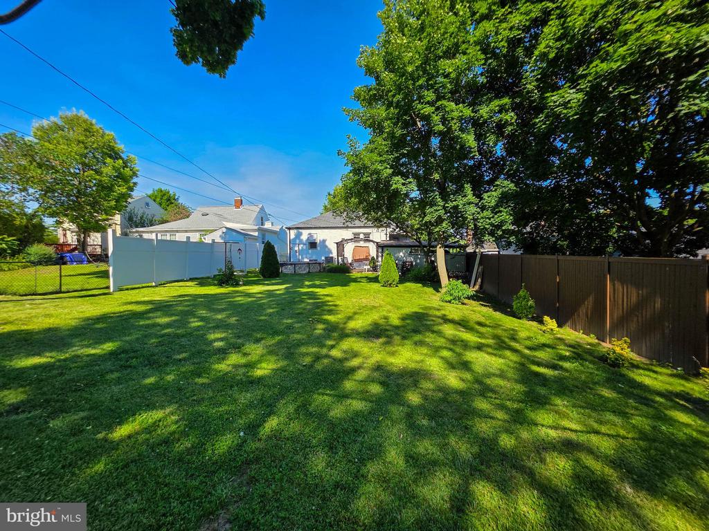 419 PANGBORN BOULEVARD