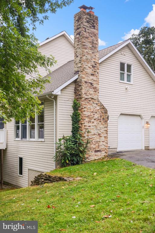 3416 HAWKS LANE