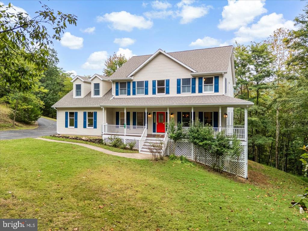 3416 HAWKS LANE