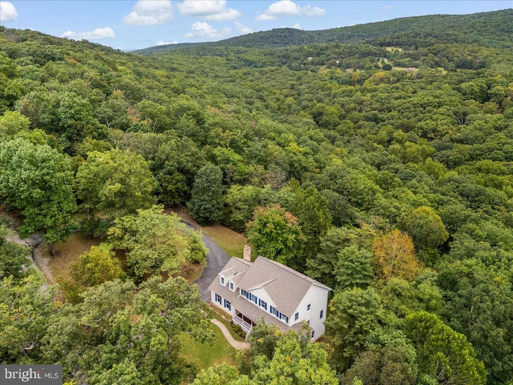3416 HAWKS LANE