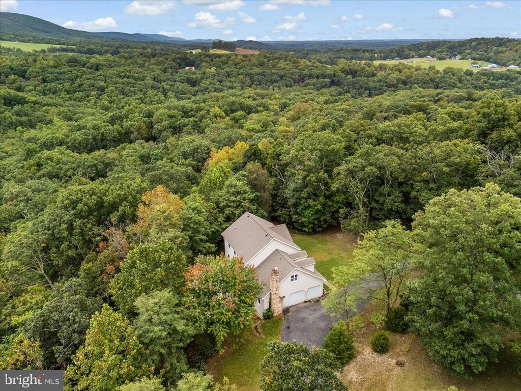 3416 HAWKS LANE