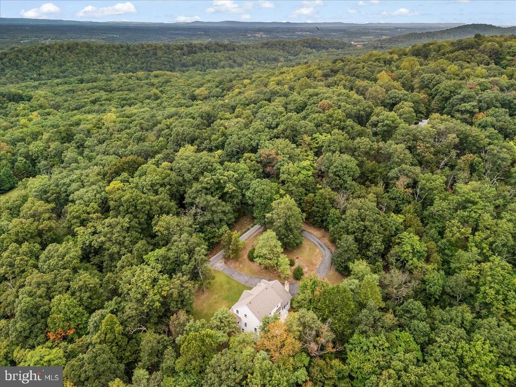 3416 HAWKS LANE