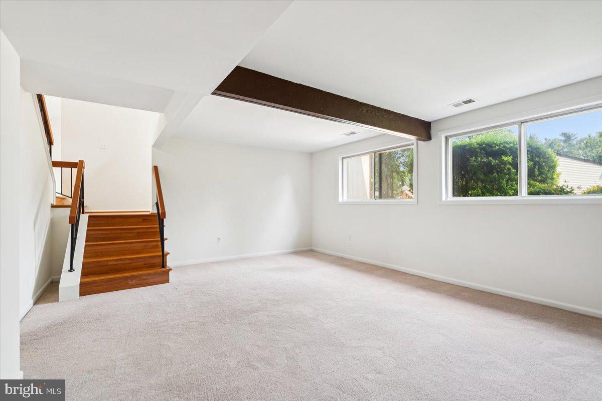 167 S FOX ROAD