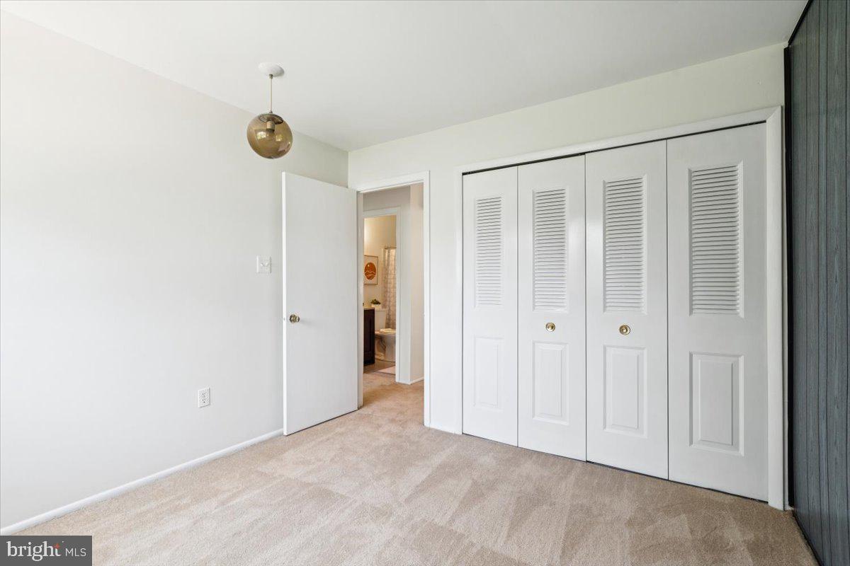 167 S FOX ROAD