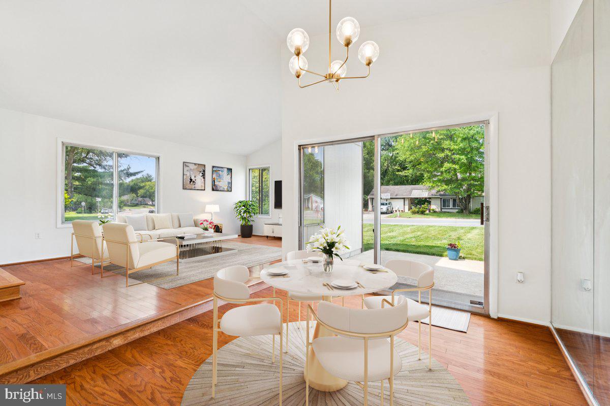 167 S FOX ROAD