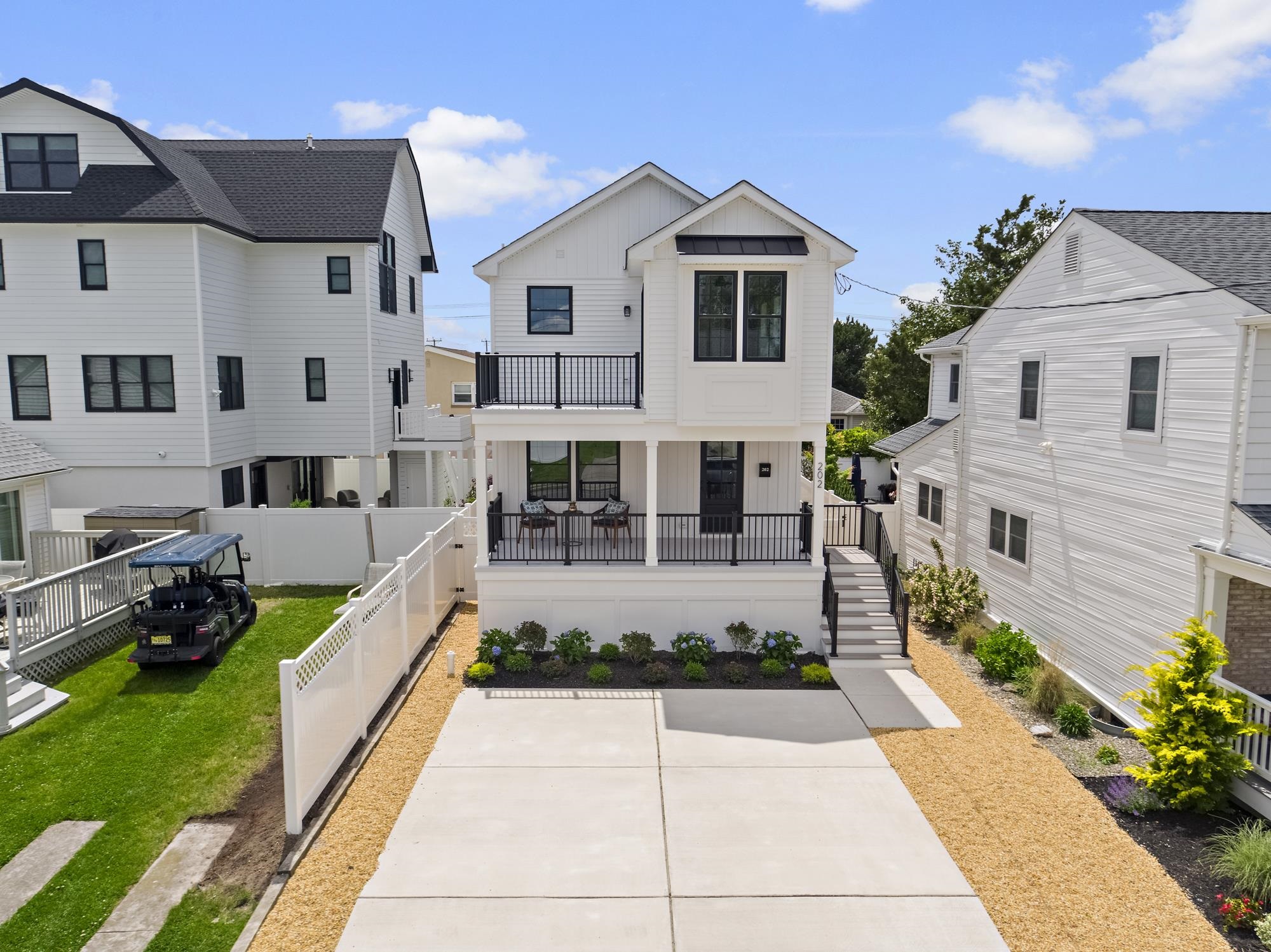 202 N Fredericksburg Avenue