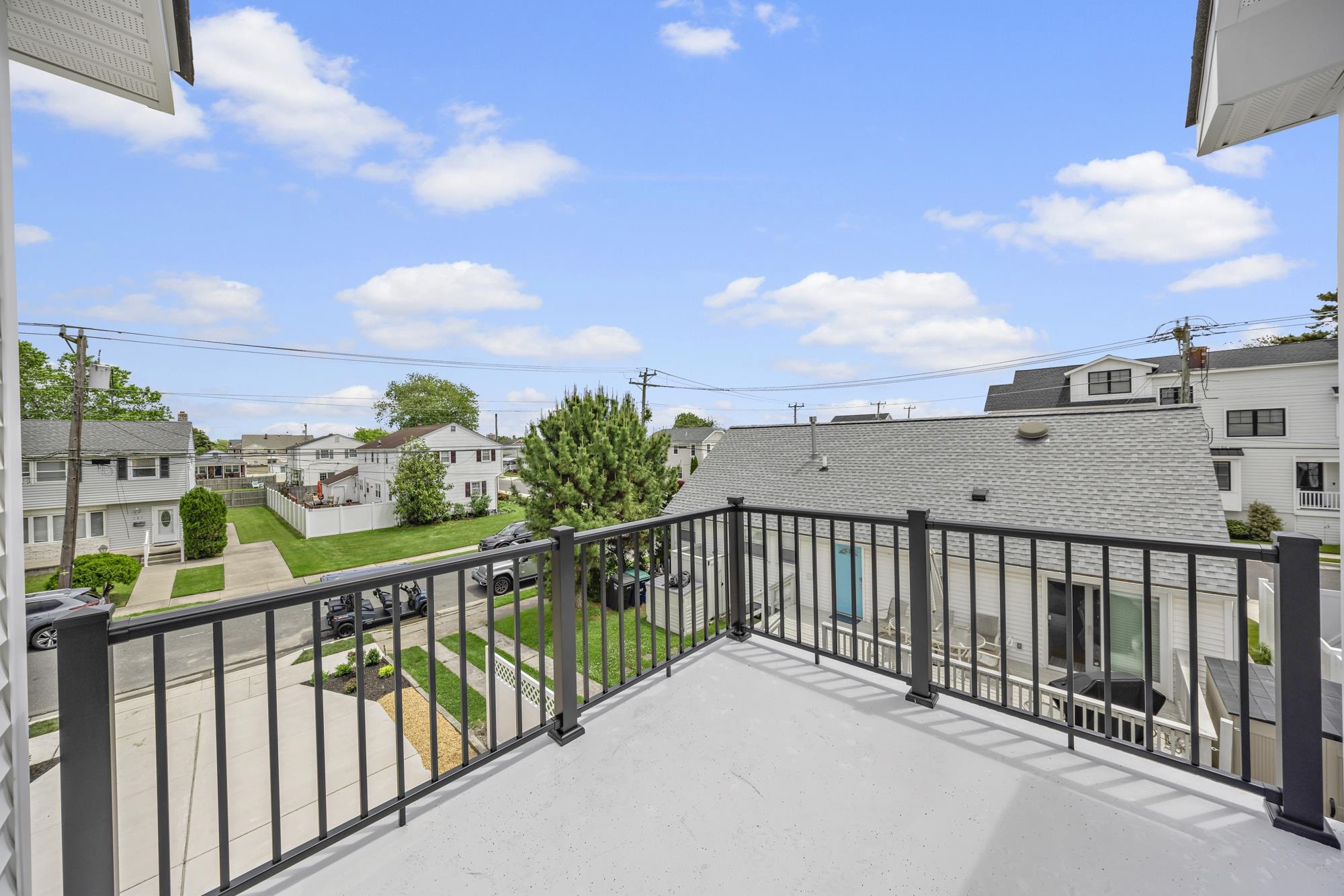 202 N Fredericksburg Avenue