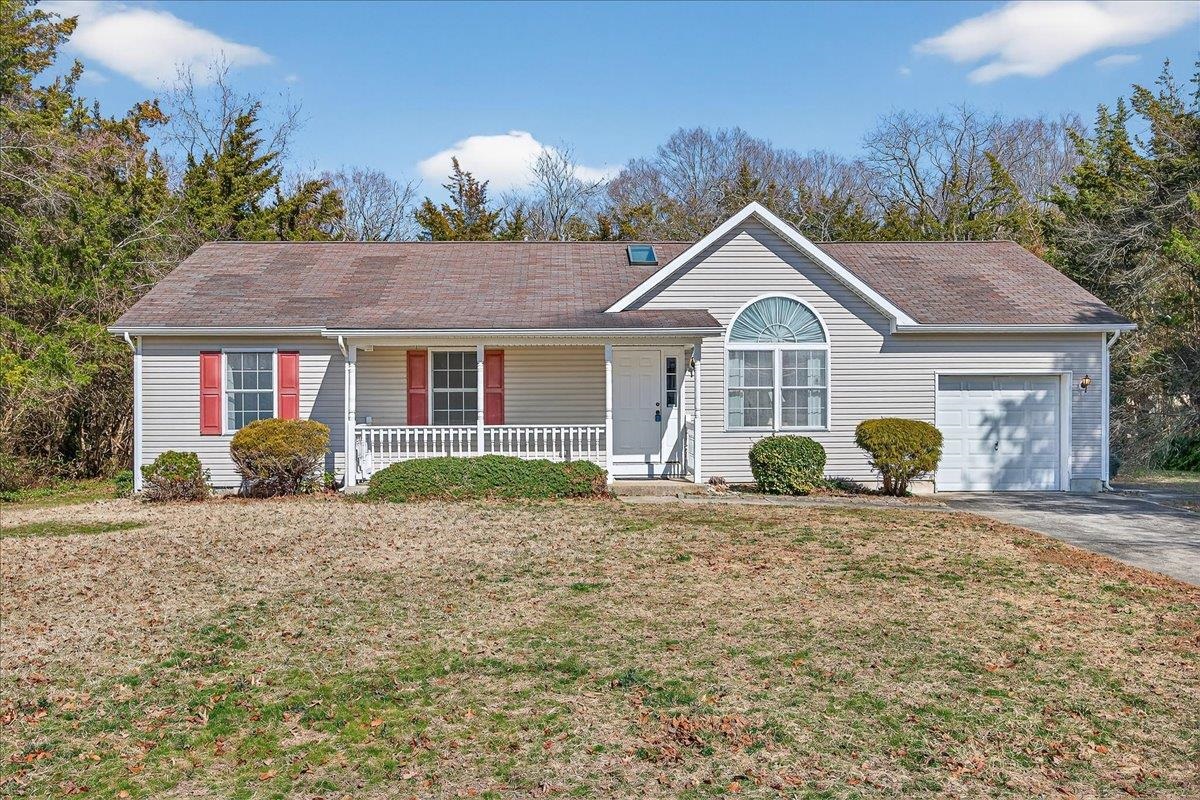 8 Meadows Edge Drive