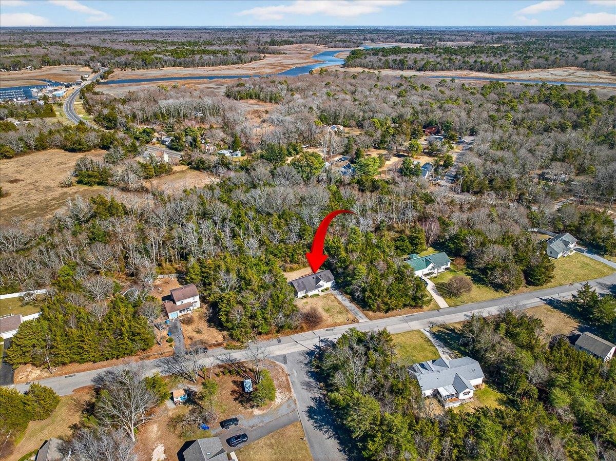 8 Meadows Edge Drive