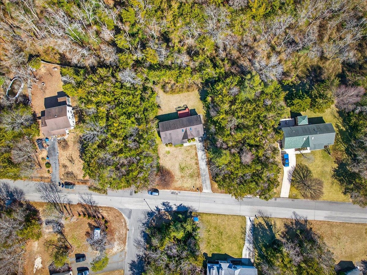 8 Meadows Edge Drive
