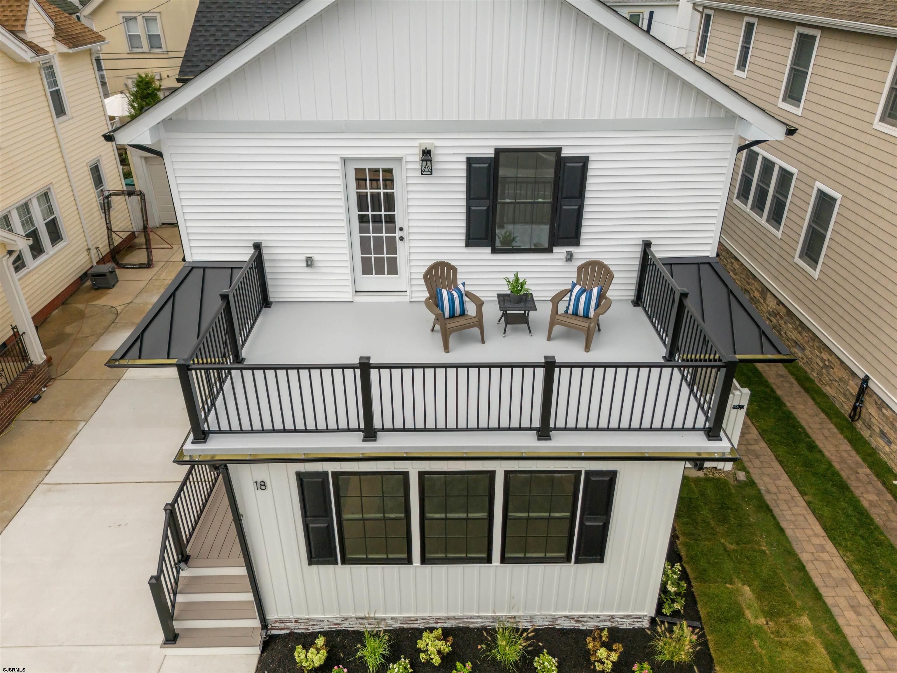 18 N Fredericksburg Ave