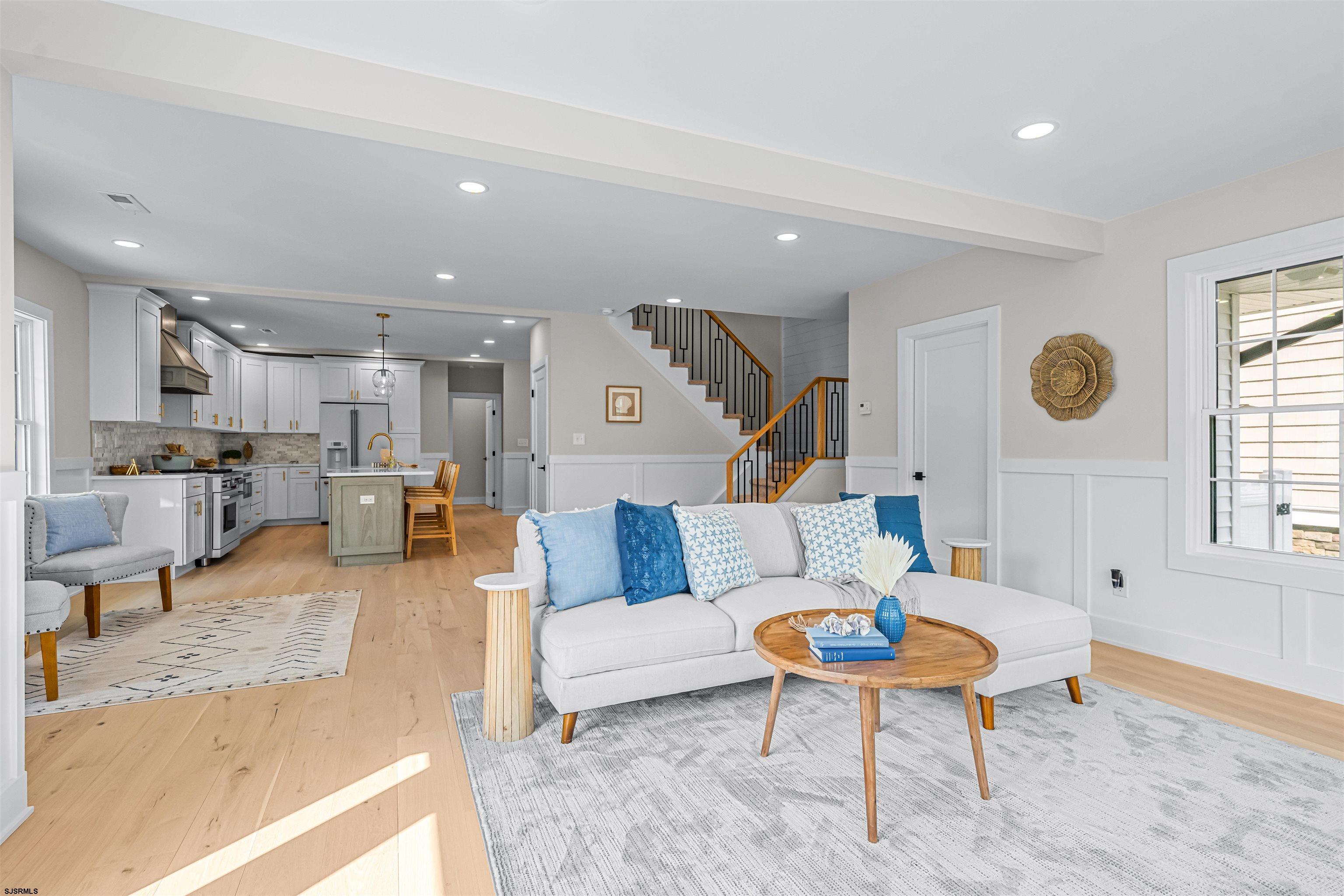 18 N Fredericksburg Ave