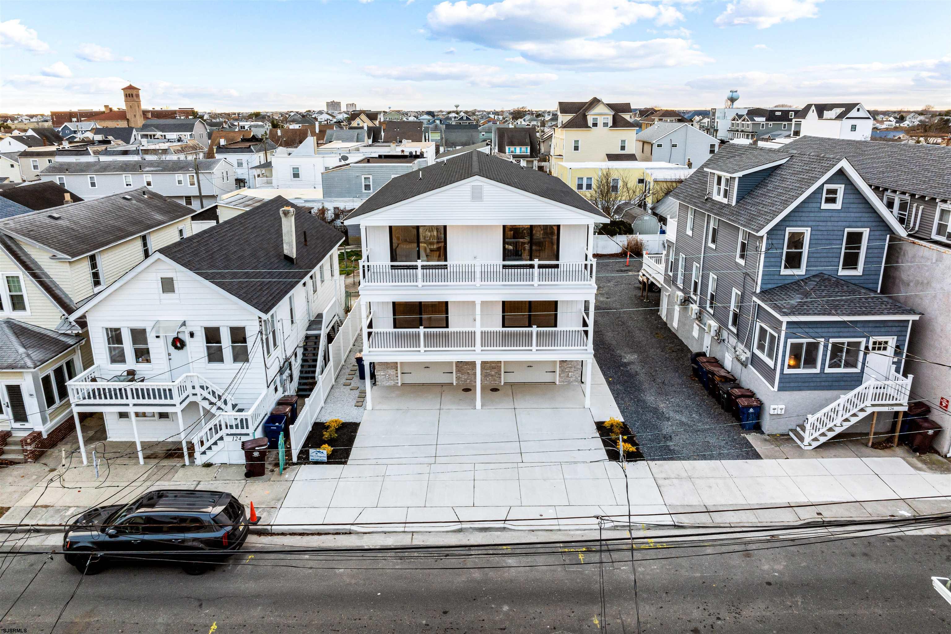 126 B N Portland Ave Unit: B