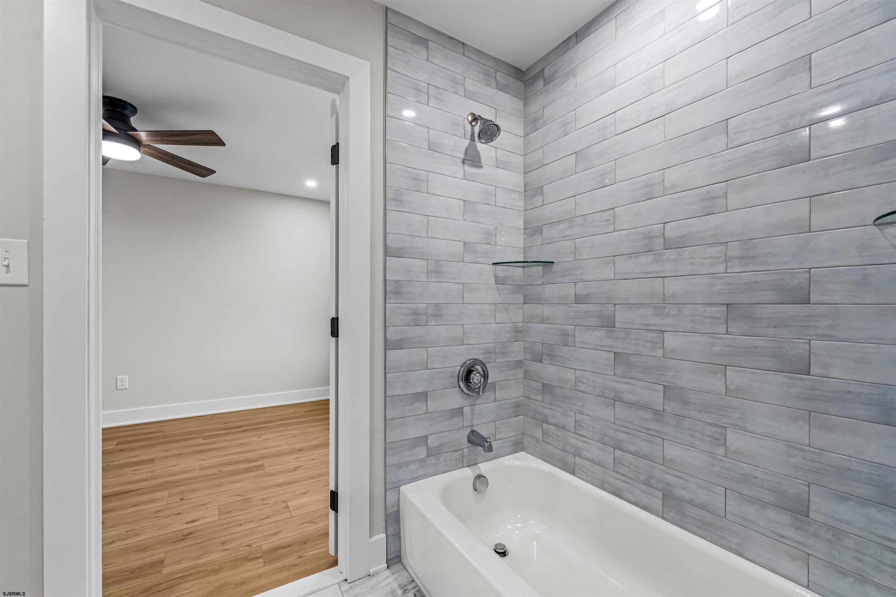 126 A N Portland Ave Unit: A