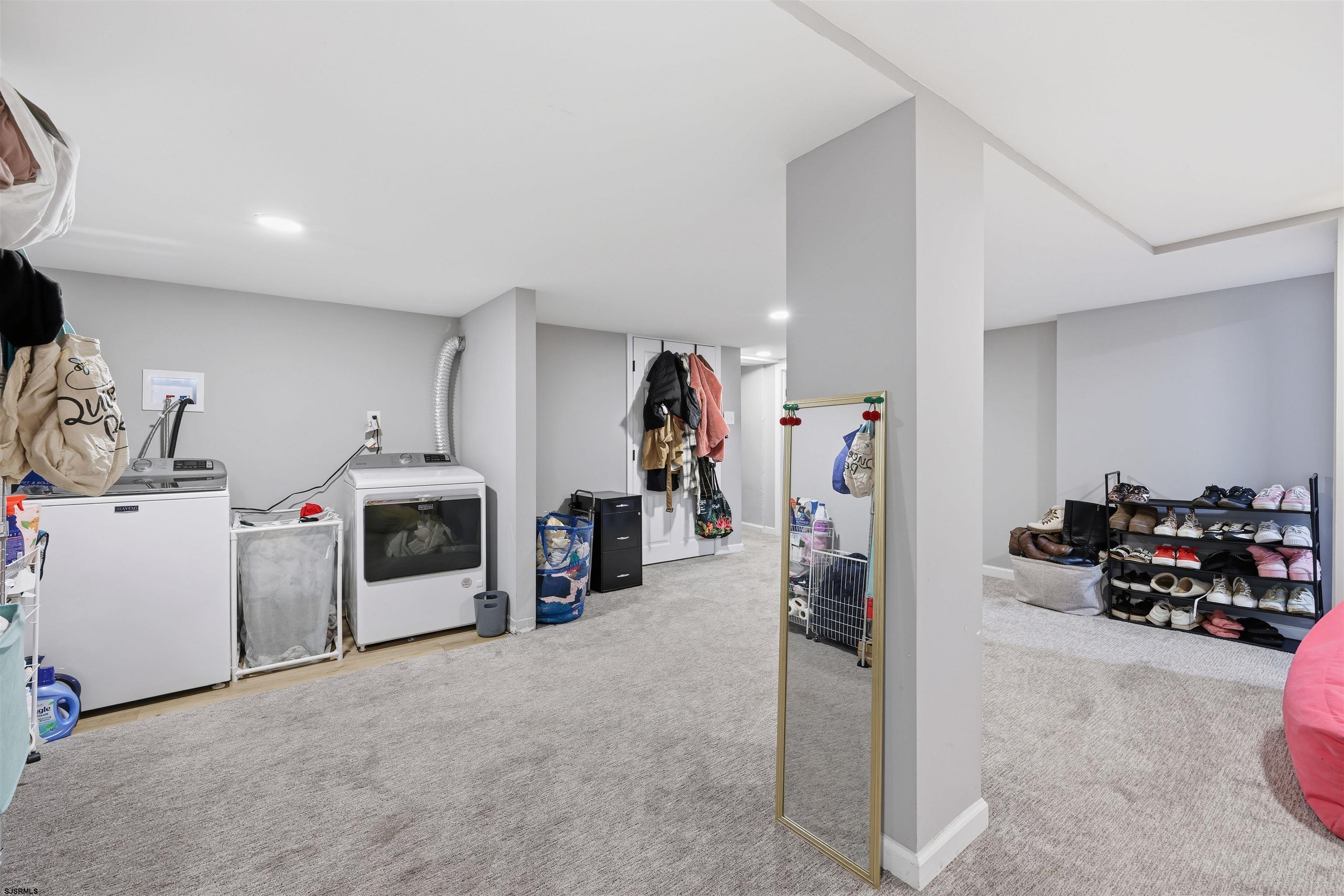 301 N 4th St Street