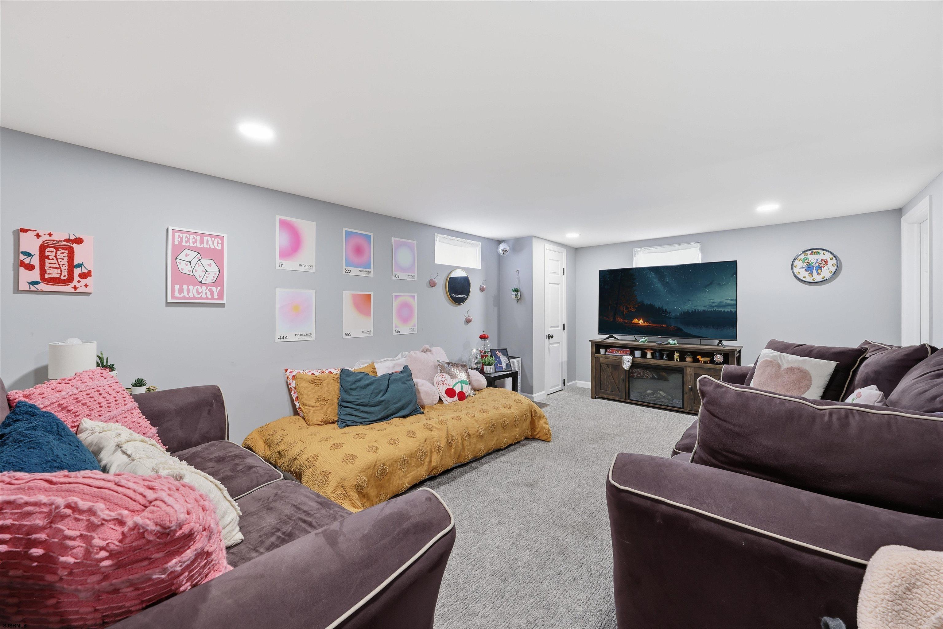 301 N 4th St Street