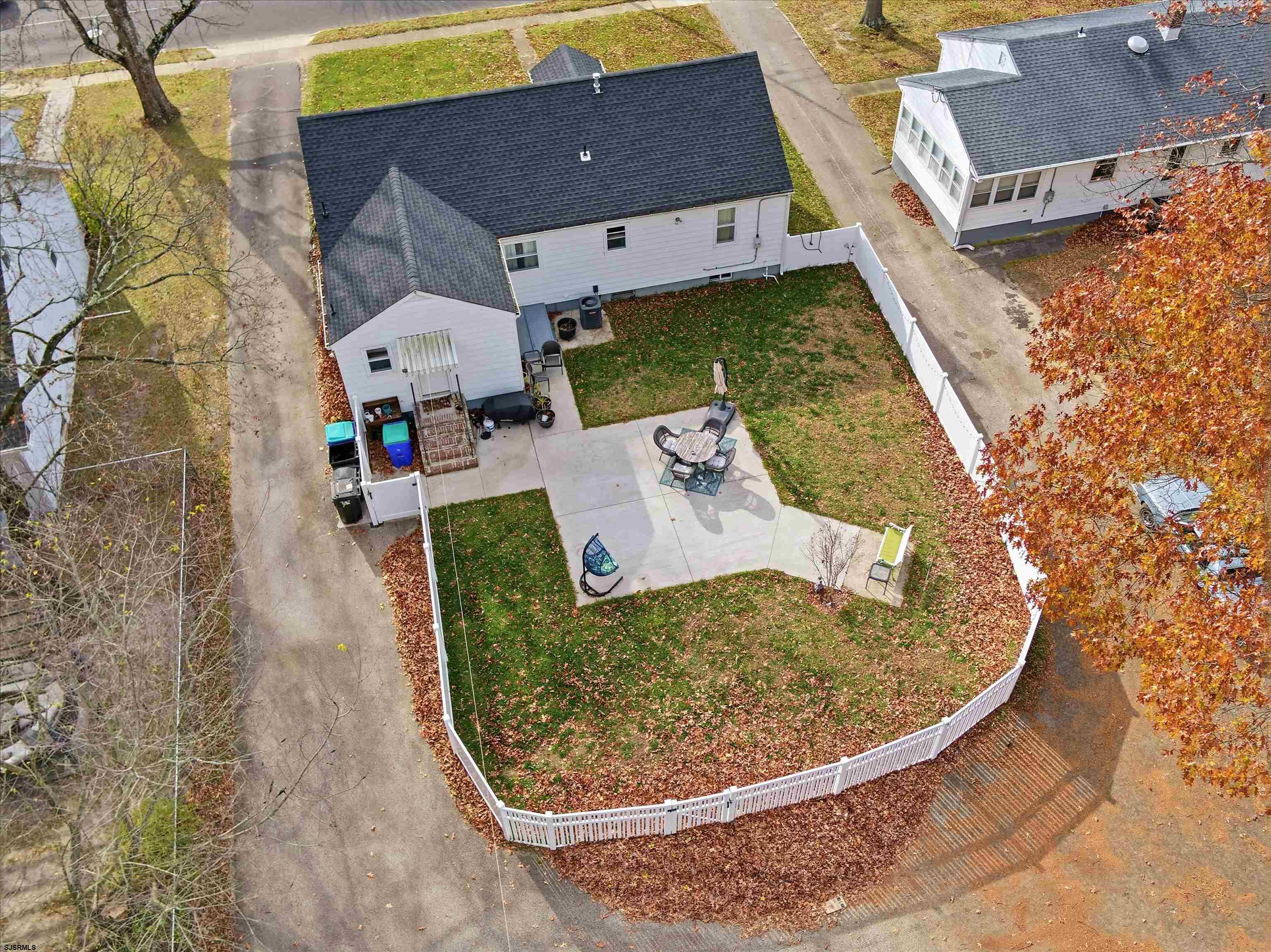 301 N 4th St Street