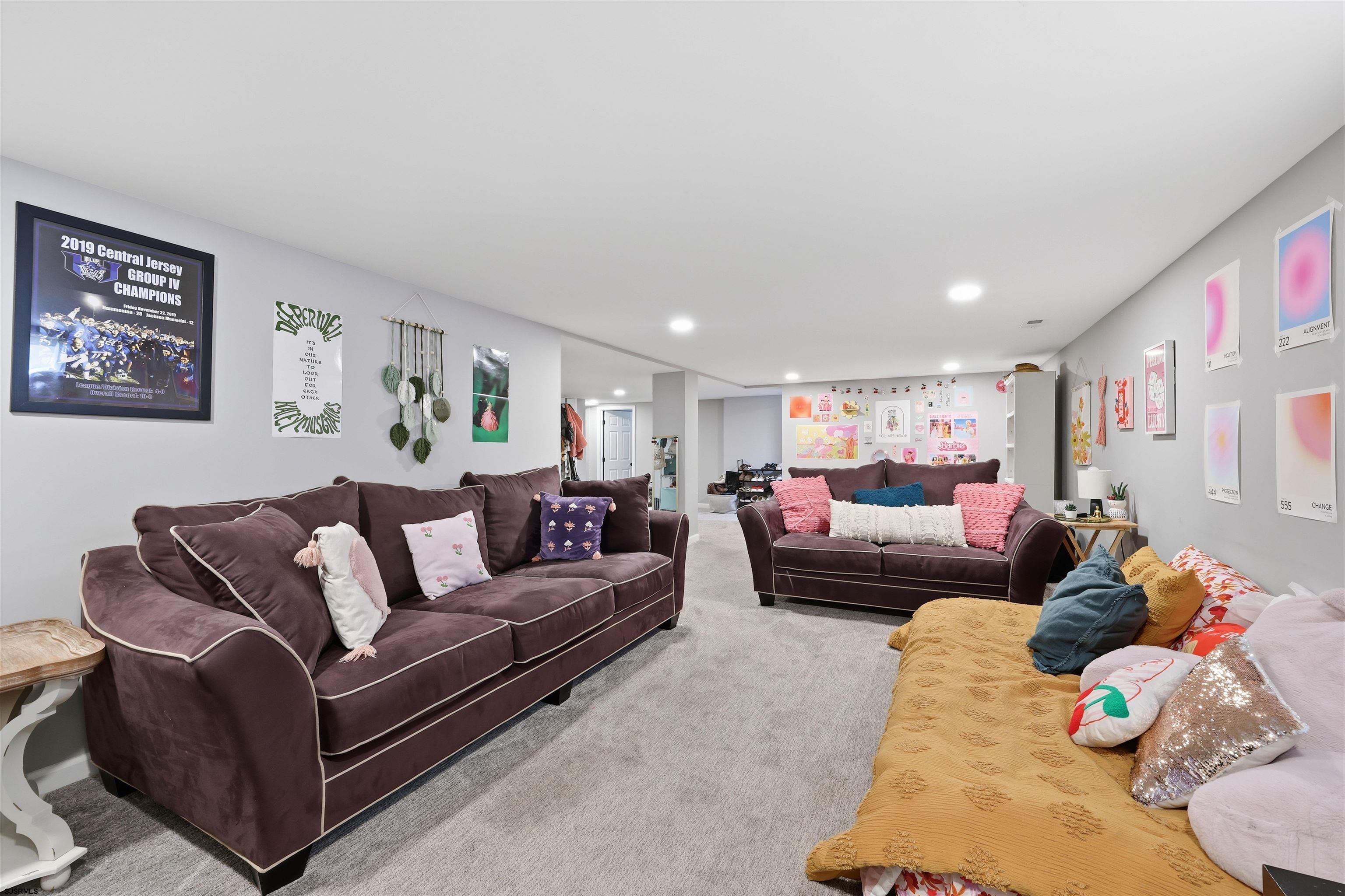 301 N 4th St Street