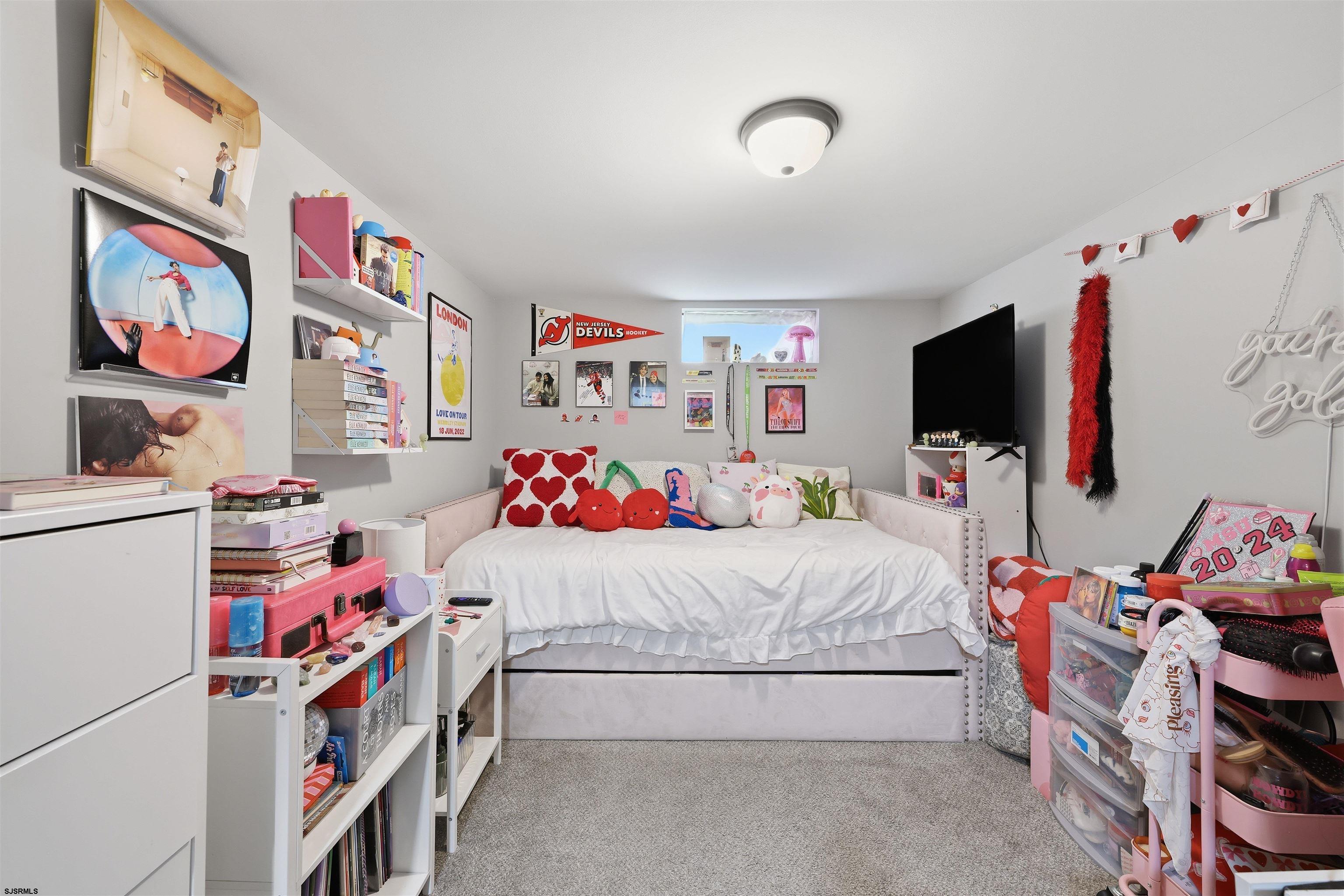 301 N 4th St Street