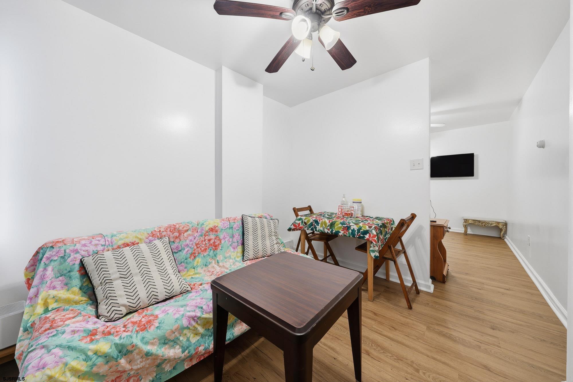101 N Brighton Ave