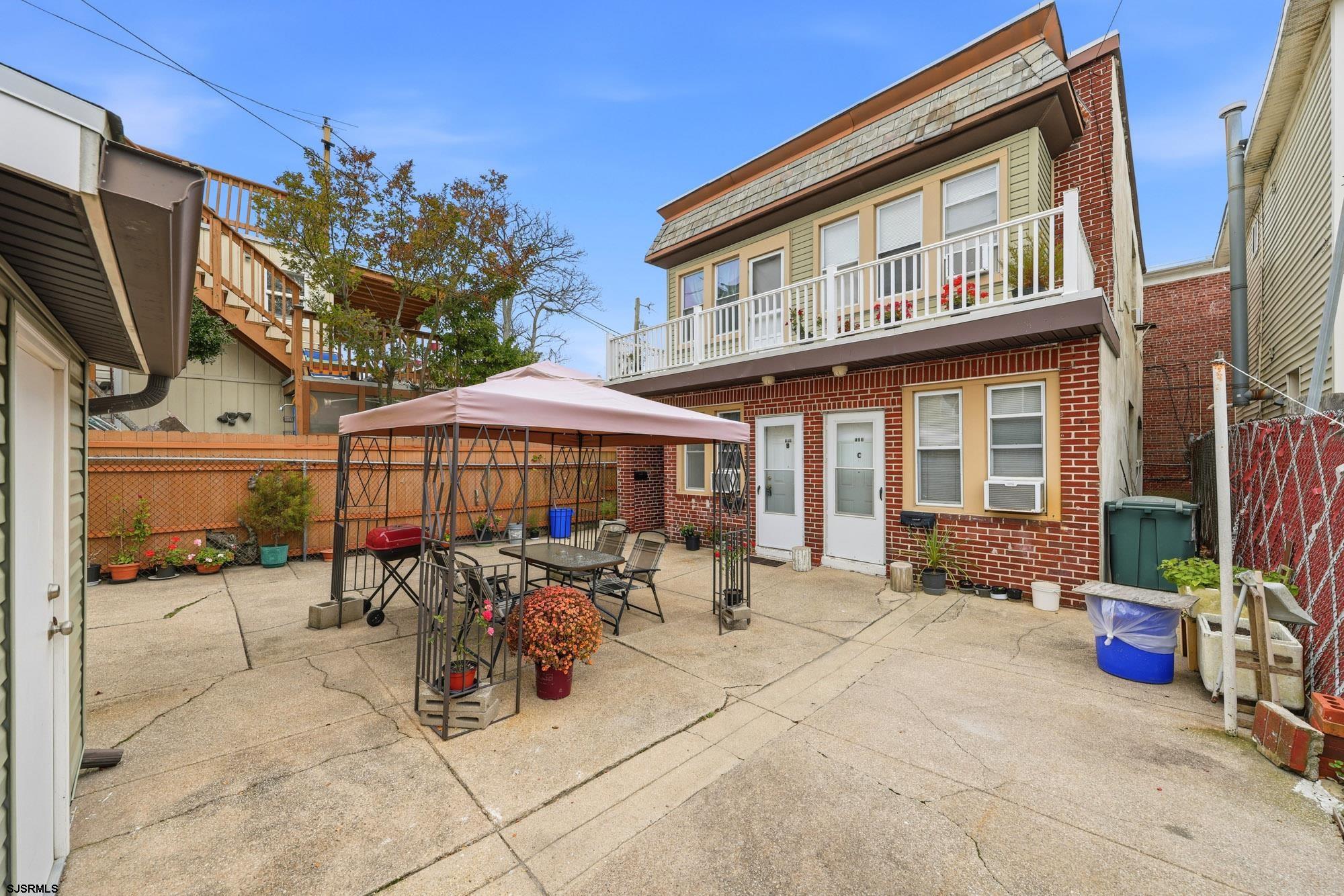 101 N Brighton Ave