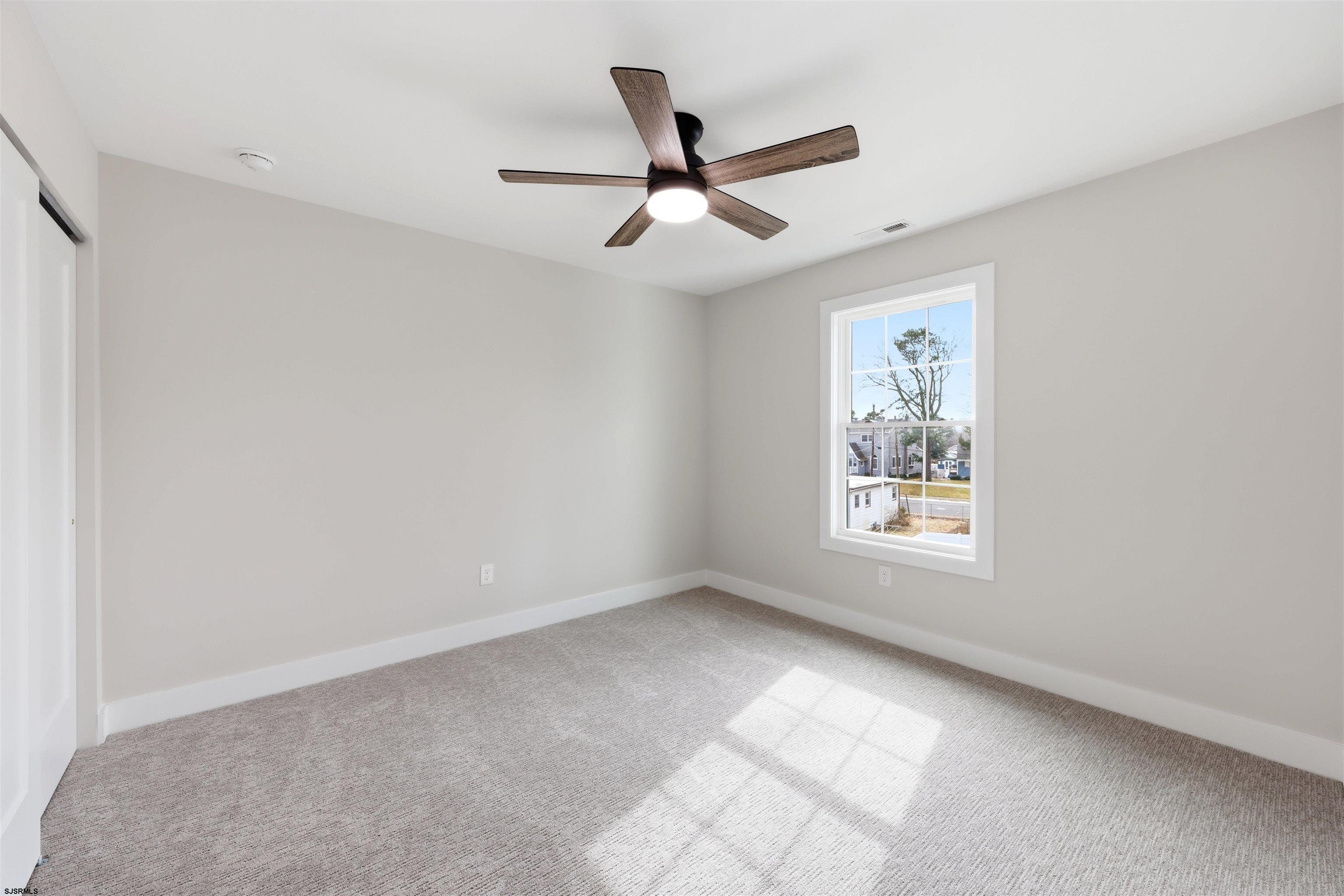 105 Hillside Ave